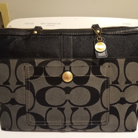 Coach bag bundle - Picture 4 of 6